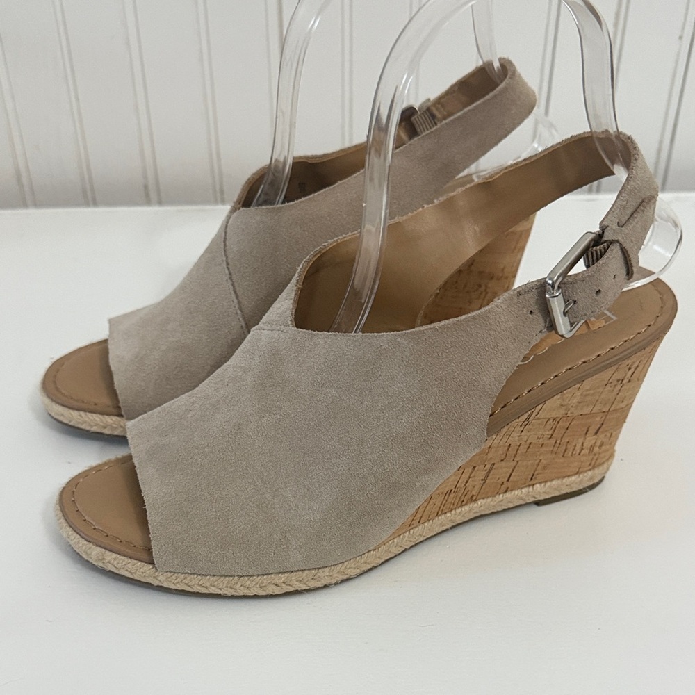 Franco Sarto Womens 8M Cork Wedge Sandals Julien Beige Leather Suede Peep Toe